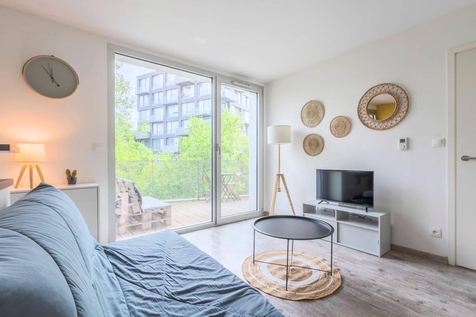 Apartment Near Metro With Parking & Balconies 里尔 外观 照片